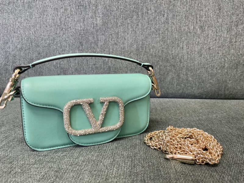 Va1e*ntin0 satchel bag